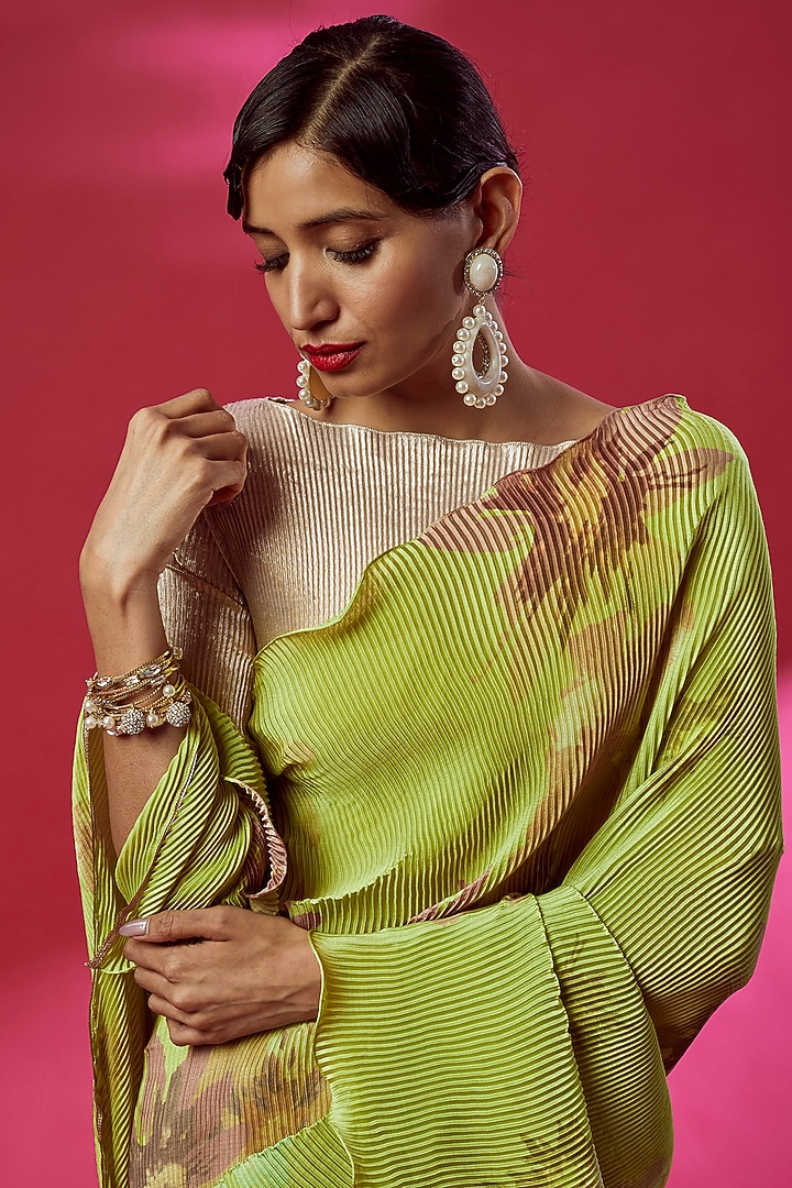 Lime Pleated Polyester Floral Printed Wedding Saree Set by Kiran Uttam Ghosh at Pernia's Pop Up Shop