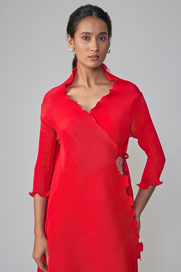 Red Polyester & Viscose Tunic Set by Kiran Uttam Ghosh at Pernia's Pop Up Shop