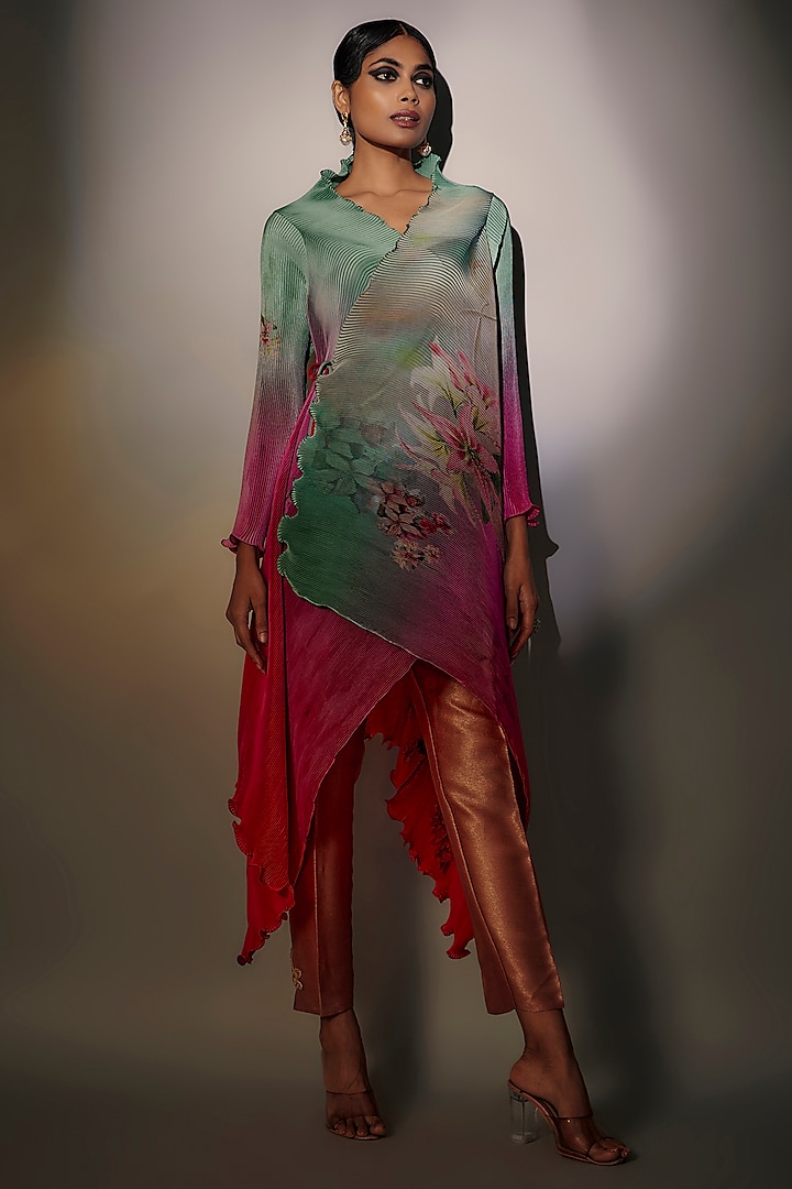 Sage & Fuchsia Pleated Polyester Printed Wrap Cape Set by Kiran Uttam Ghosh at Pernia's Pop Up Shop