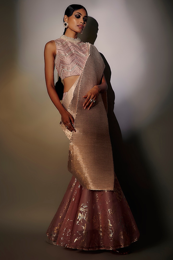 Salmon Woven & Pleated Polyester Draped Skirt Set by Kiran Uttam Ghosh at Pernia's Pop Up Shop