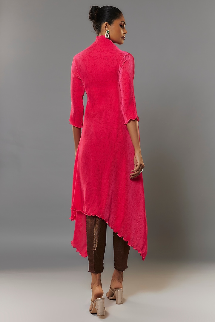 Pink Pleated Polyester Kurta by Kiran Uttam Ghosh at Pernia's Pop Up Shop