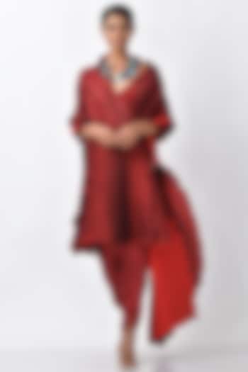 Merlot Pleated Polyester Mix Wrap by Kiran Uttam Ghosh