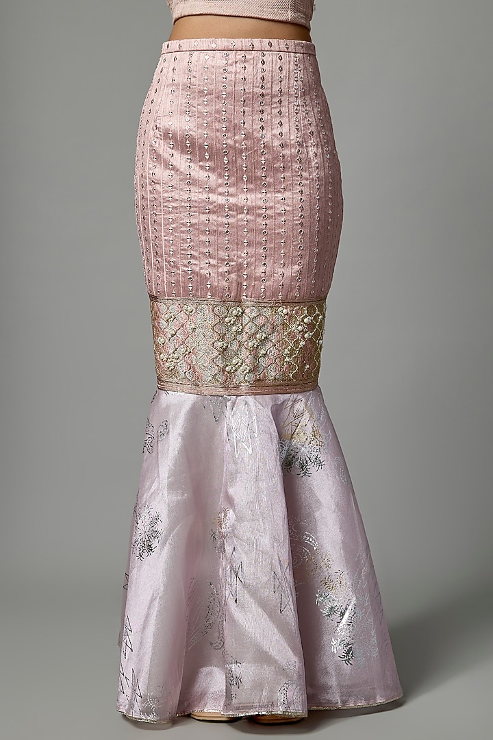 Salmon Pink Pleated Polyester Fluted Skirt Set by Kiran Uttam Ghosh at Pernia's Pop Up Shop