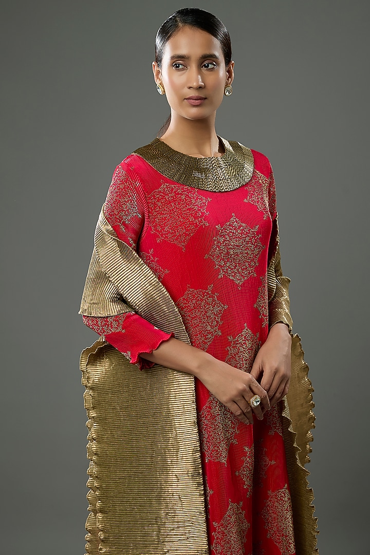 Red Pleated Polyester Embroidered Kaftan Set by Kiran Uttam Ghosh at Pernia's Pop Up Shop