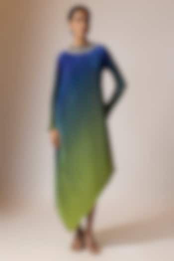 Indigo & Lime Pleated Polyester Viscose Draped Ombre Kaftan by Kiran Uttam Ghosh at Pernia's Pop Up Shop