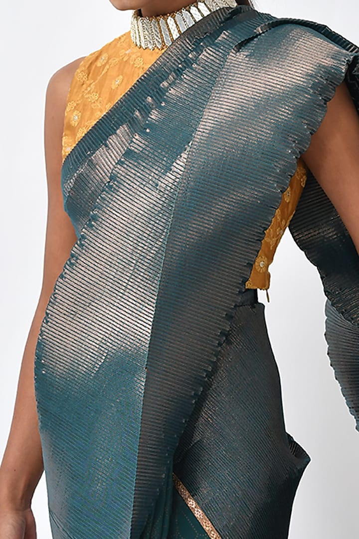 Emerald Green Pleated Polyester Metallic Wedding Saree Set by Kiran Uttam Ghosh at Pernia's Pop Up Shop