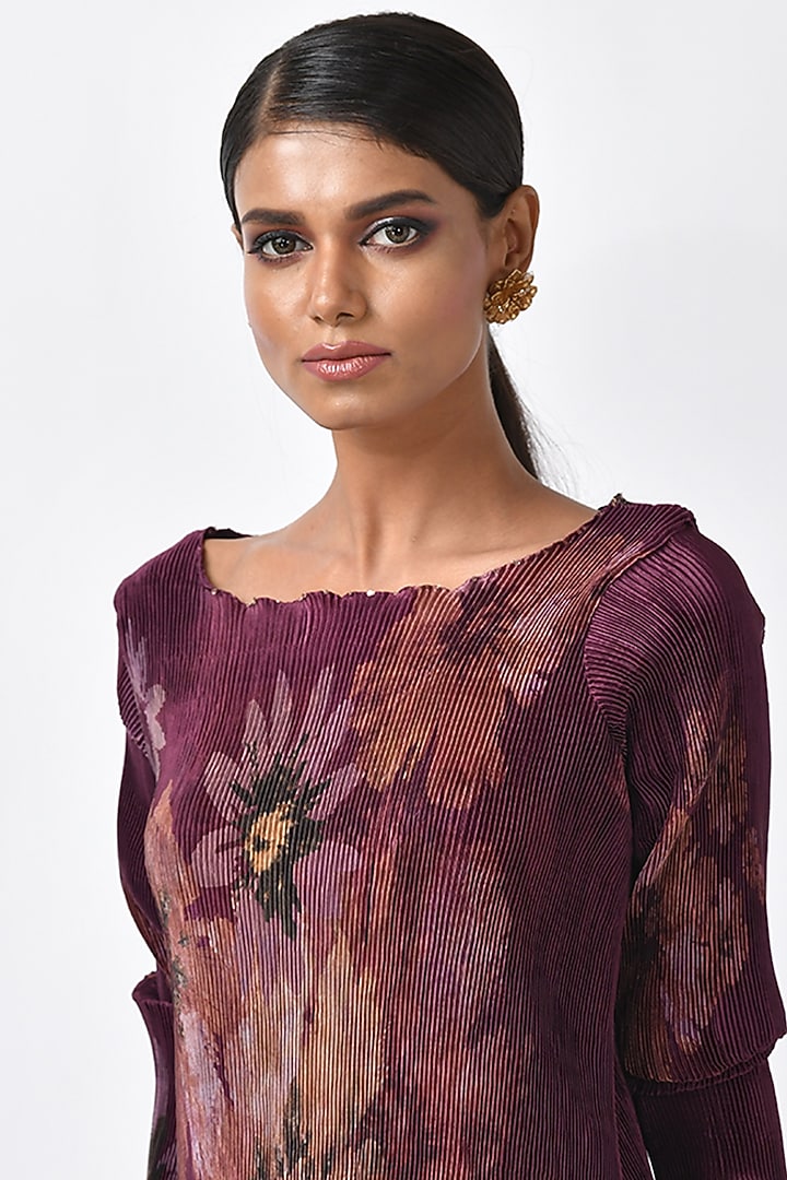 Blackberry Printed Tunic by Kiran Uttam Ghosh at Pernia's Pop Up Shop