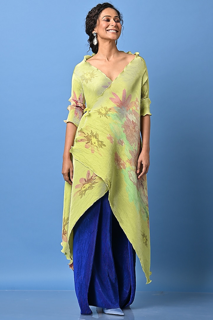 Yellow Pleated Polyester Kurta by Kiran Uttam Ghosh