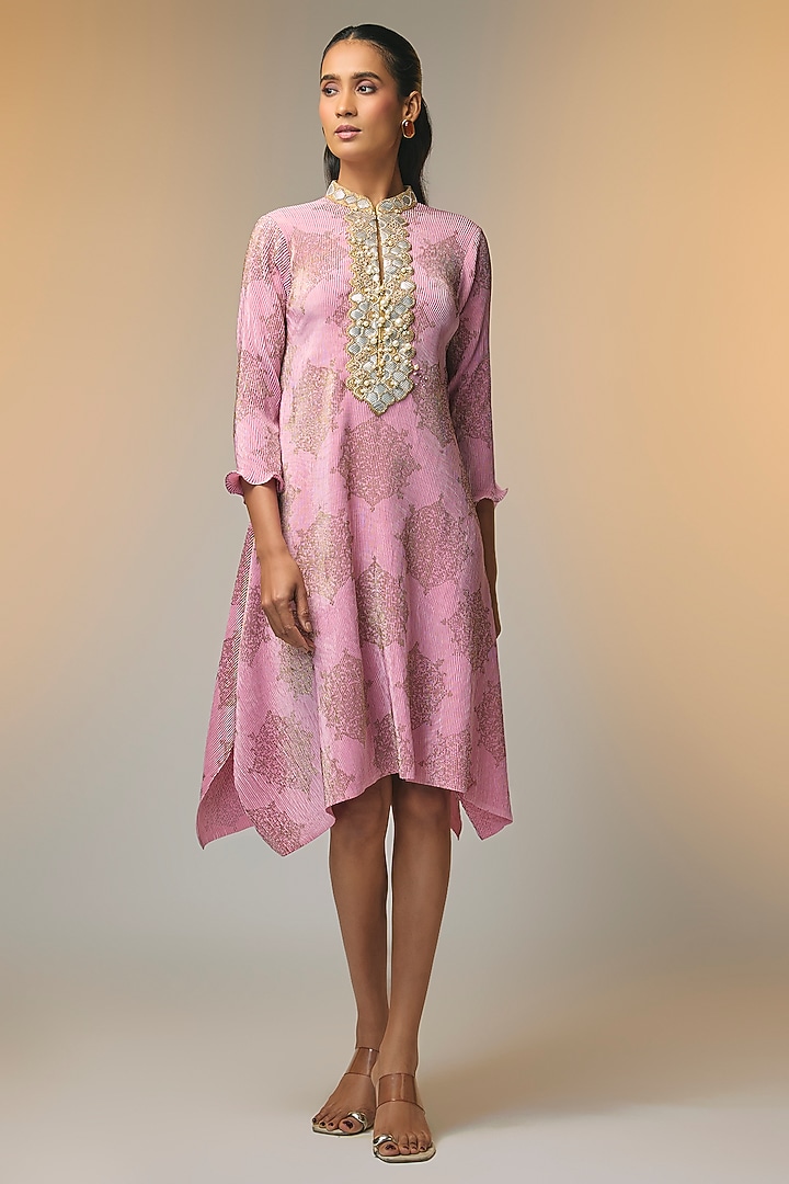 Light Pink Pleated Polyester Kurta by Kiran Uttam Ghosh at Pernia's Pop Up Shop