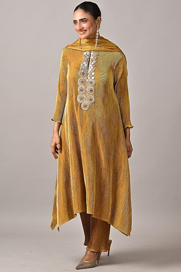 Mustard Polyester Hand Embroidered Kurta by Kiran Uttam Ghosh at Pernia's Pop Up Shop