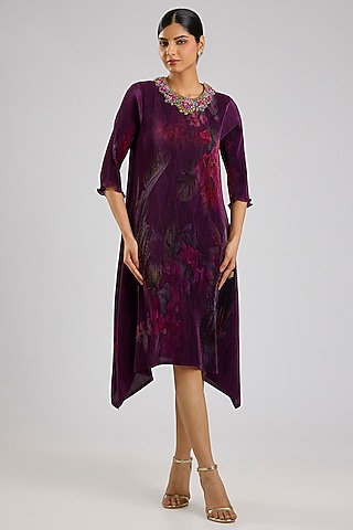 Blackberry Pleated Polyester Viscose Kurta by Kiran Uttam Ghosh