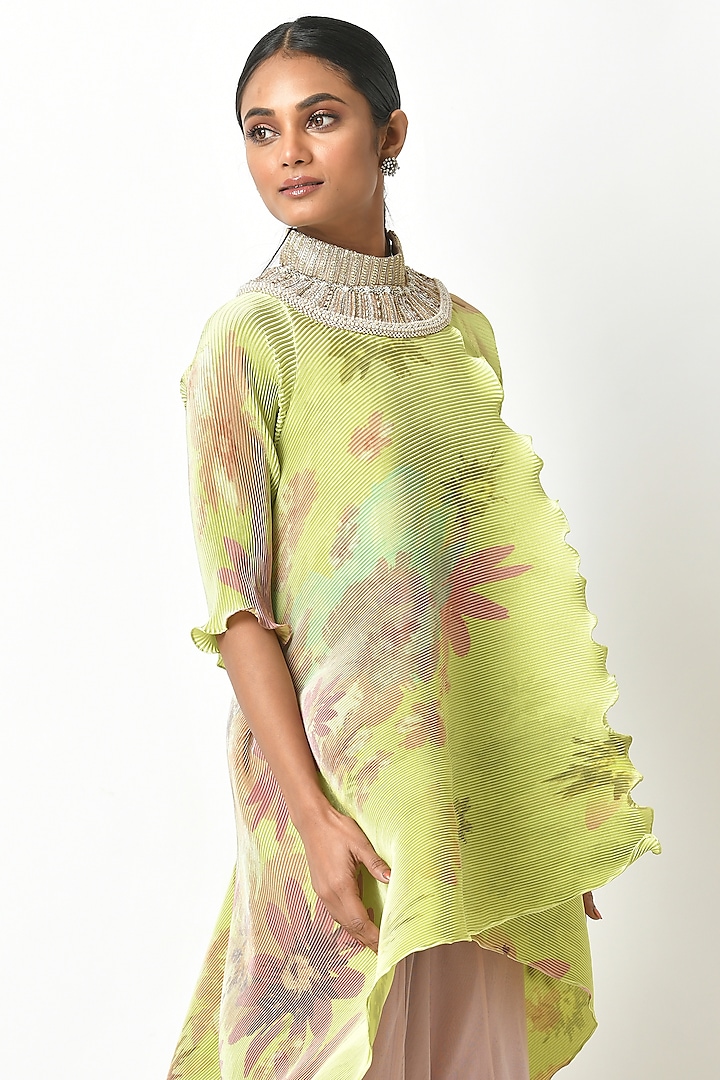 Salmon Embroidered Sharara Pants by Kiran Uttam Ghosh at Pernia's Pop Up Shop