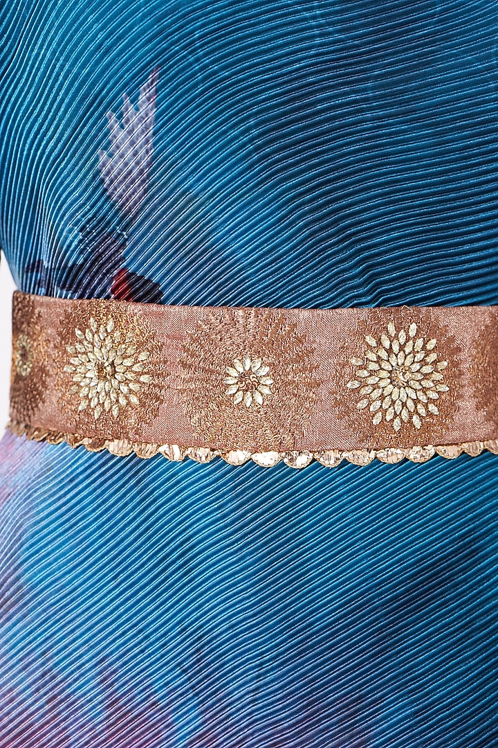 Gold Floral Embroidered Belt by Kiran Uttam Ghosh at Pernia's Pop Up Shop