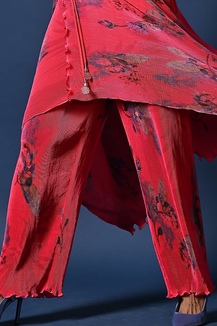 Fuchsia Pleated Polyester Digital Printed Wrapped Cape by Kiran Uttam Ghosh at Pernia's Pop Up Shop
