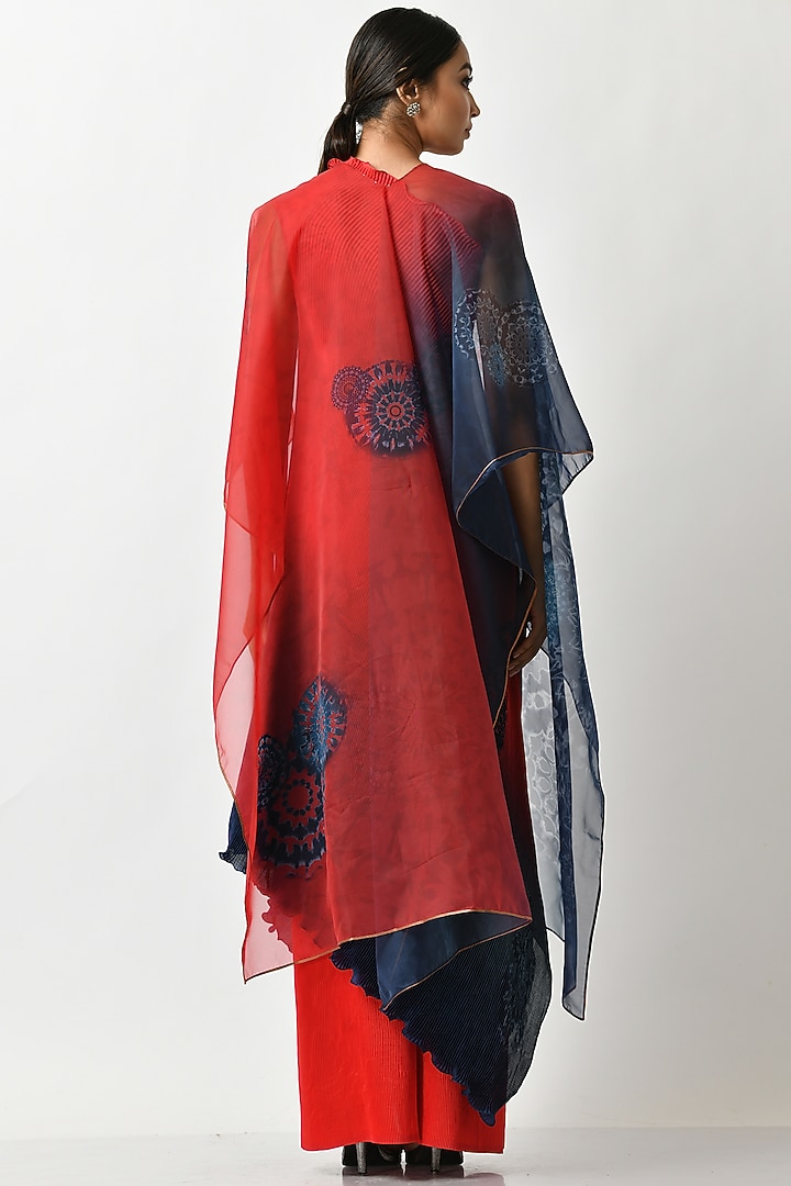 Red & Navy Batik Printed Drape by Kiran Uttam Ghosh at Pernia's Pop Up Shop