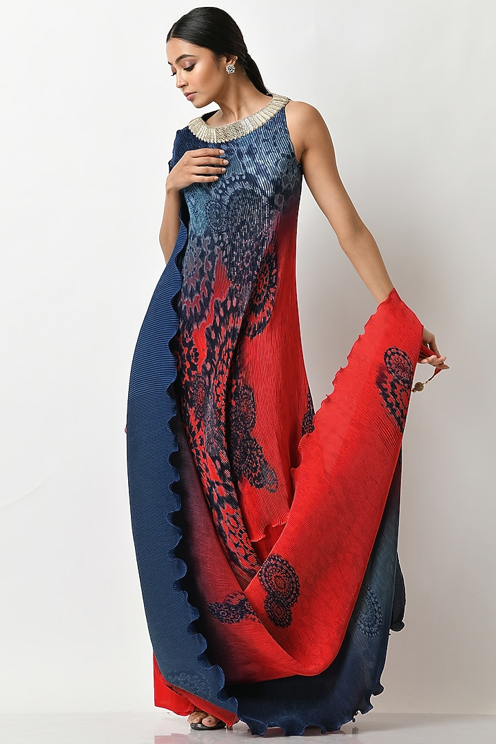 Navy & Red Batik Printed Drape With Inner by Kiran Uttam Ghosh at Pernia's Pop Up Shop