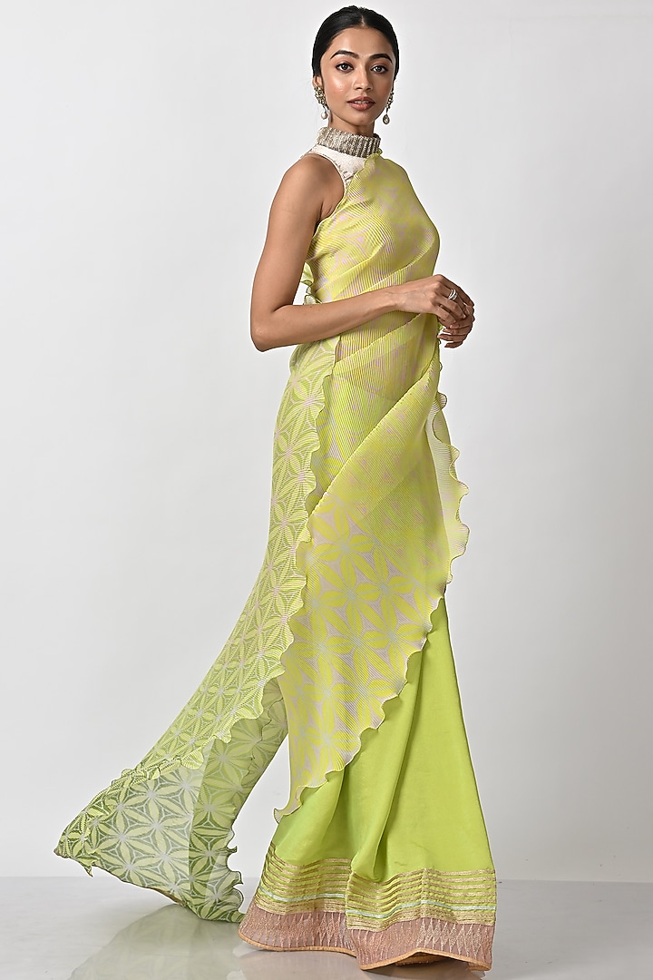 Lime Organza Geometric Printed Pleated Wedding Saree Set by Kiran Uttam Ghosh at Pernia's Pop Up Shop