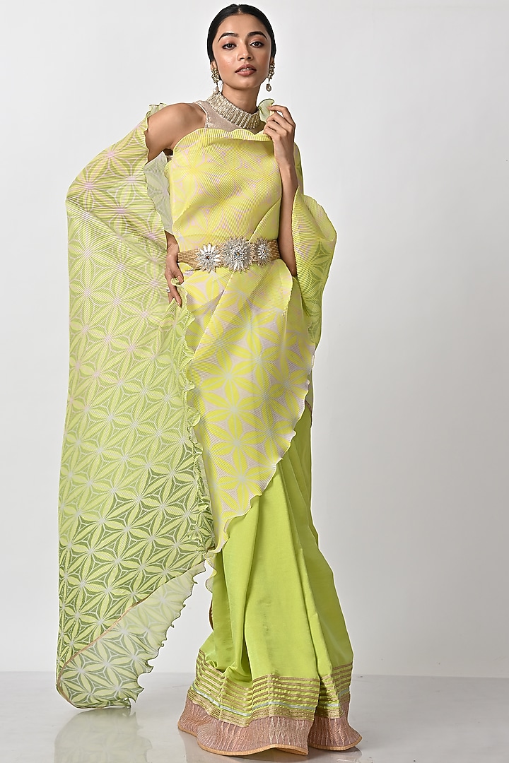 Silver Embroidered Belt by Kiran Uttam Ghosh at Pernia's Pop Up Shop