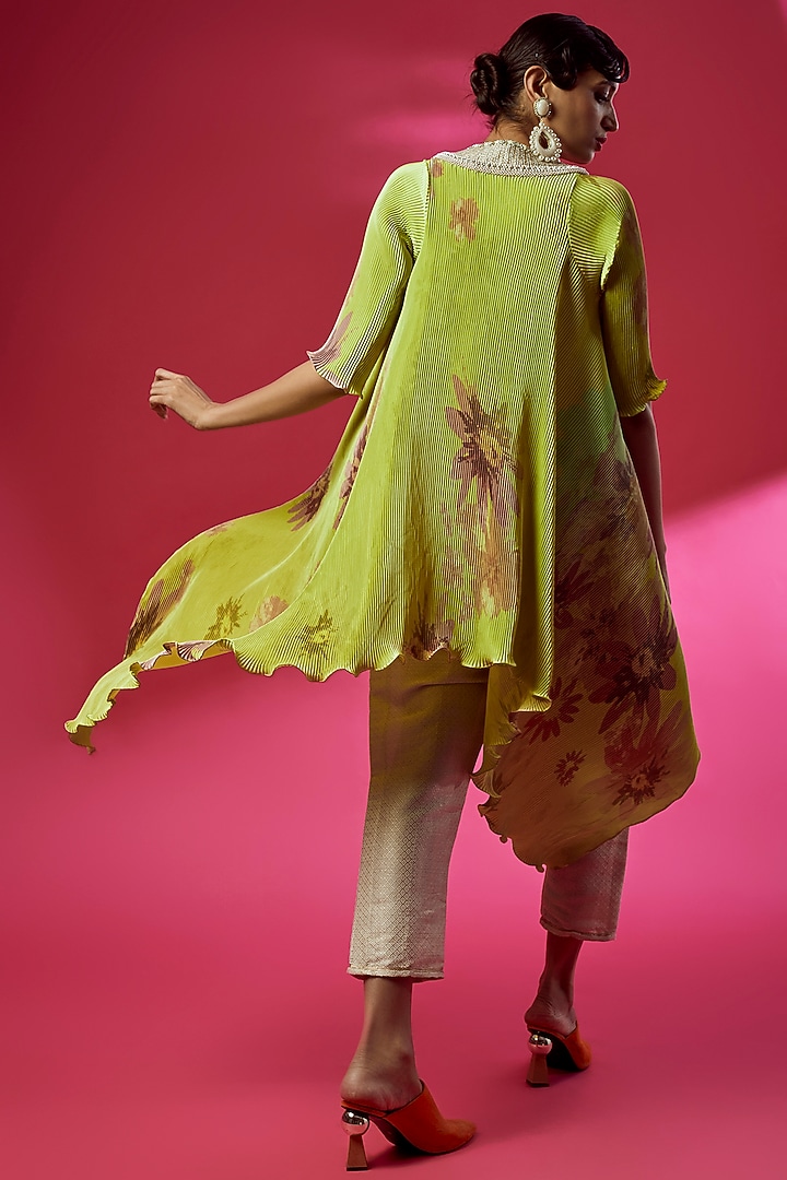 Cream Brocade Trouser Set by Kiran Uttam Ghosh at Pernia's Pop Up Shop