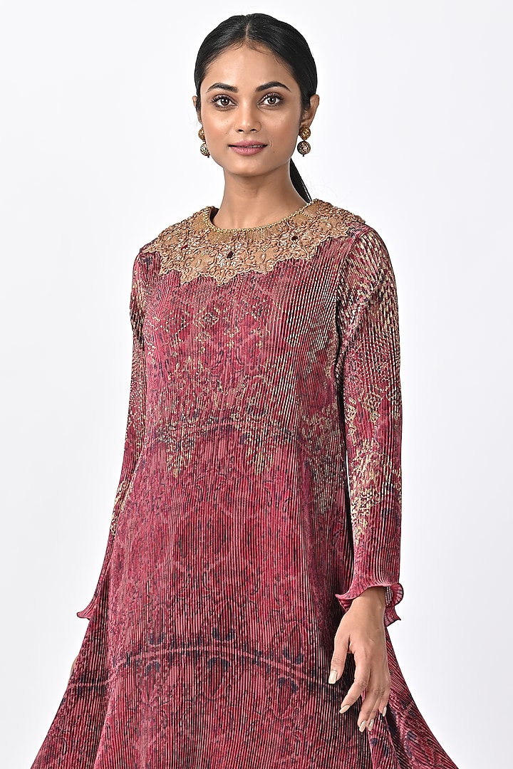 Red Pleated Polyester Digital Printed Kaftan by Kiran Uttam Ghosh at Pernia's Pop Up Shop