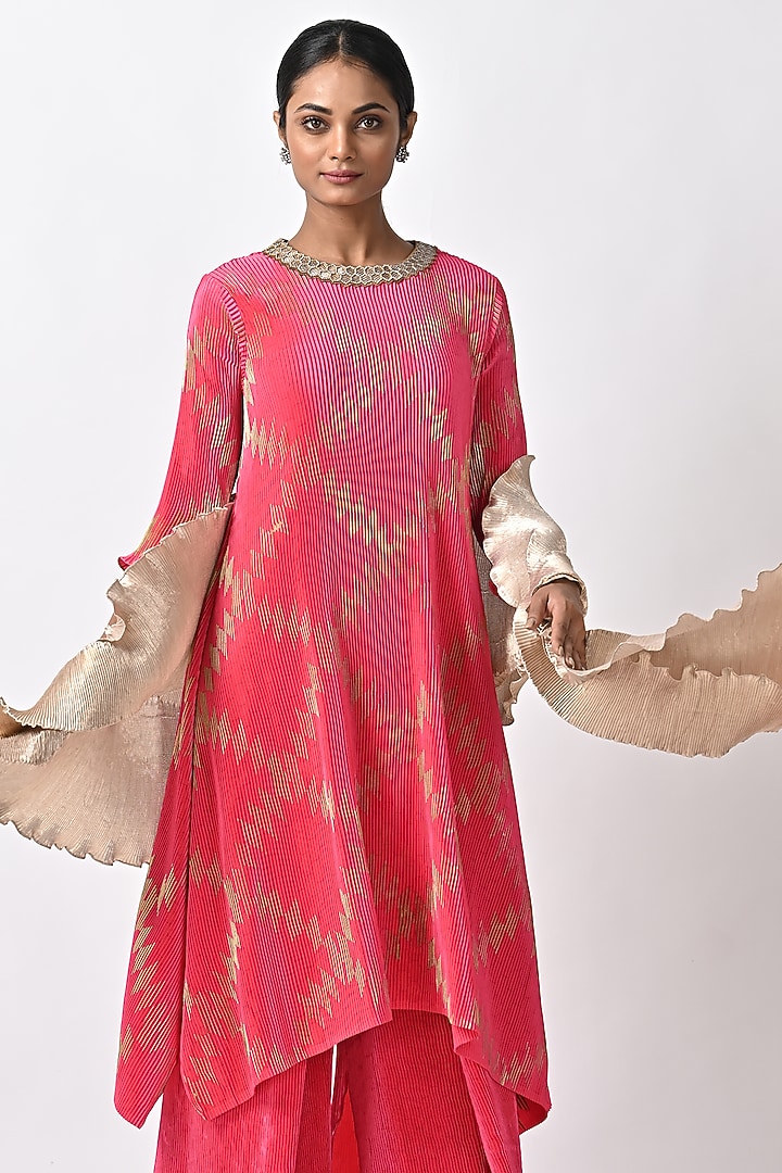 Fuchsia Pink Printed Kaftan by Kiran Uttam Ghosh at Pernia's Pop Up Shop