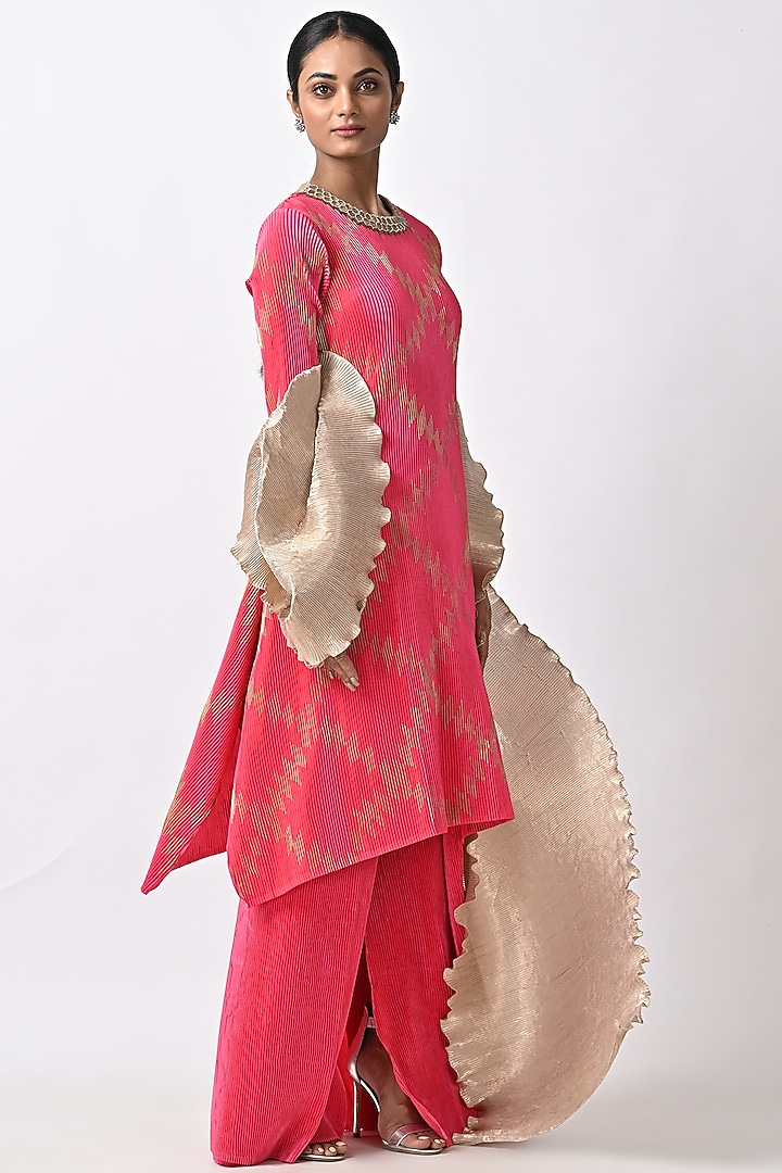 Fuchsia Pink Printed Kaftan by Kiran Uttam Ghosh at Pernia's Pop Up Shop