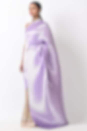 Lavender Pleated Saree Set by Kiran Uttam Ghosh
