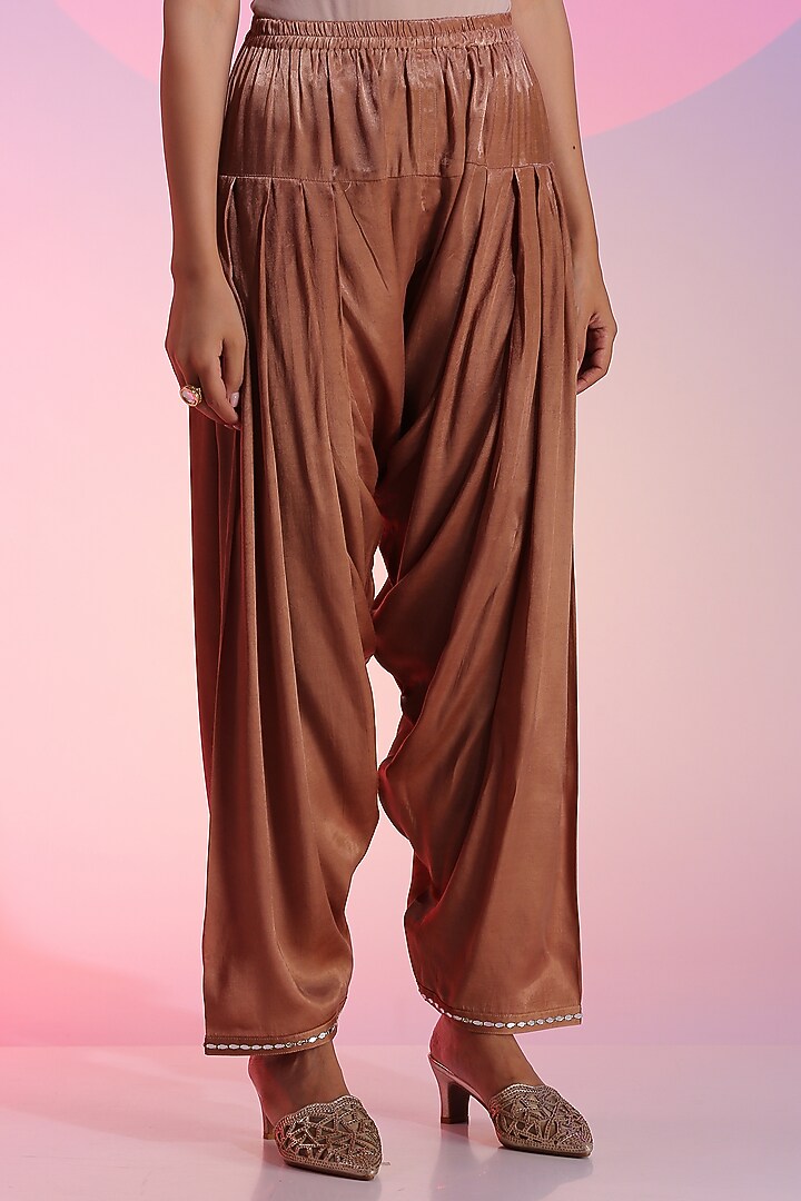 Mink Beige Pure Chanderi Embroidered Kurta Set by Kudi Pataka Designs  at Pernia's Pop Up Shop