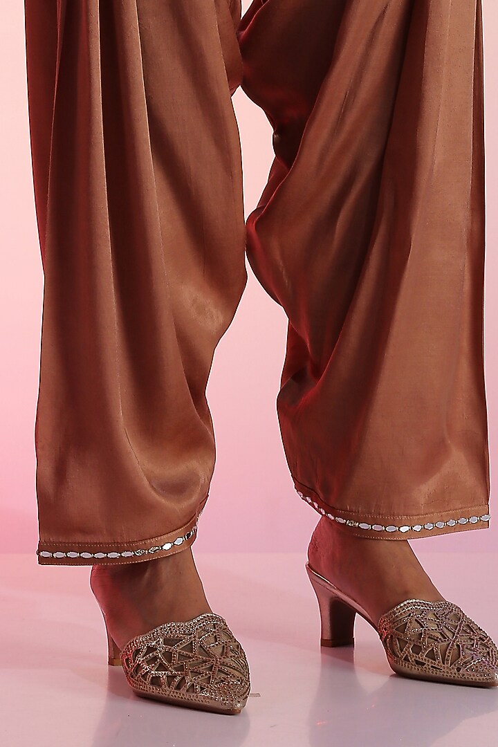 Mink Beige Pure Chanderi Embroidered Kurta Set by Kudi Pataka Designs  at Pernia's Pop Up Shop