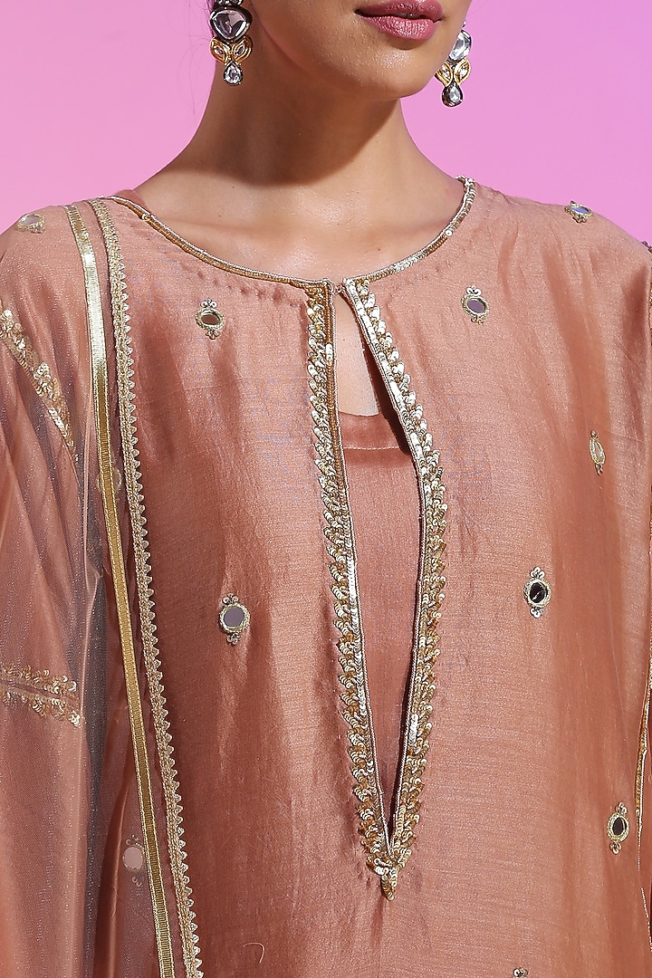 Mink Beige Pure Chanderi Embroidered Kurta Set by Kudi Pataka Designs  at Pernia's Pop Up Shop