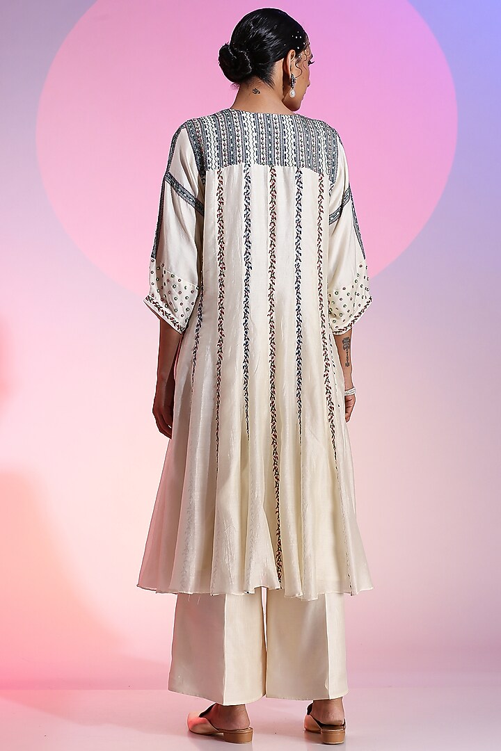 Ivory Handwoven Cotton Silk Embroidered Kurta Set by Kudi Pataka Designs  at Pernia's Pop Up Shop
