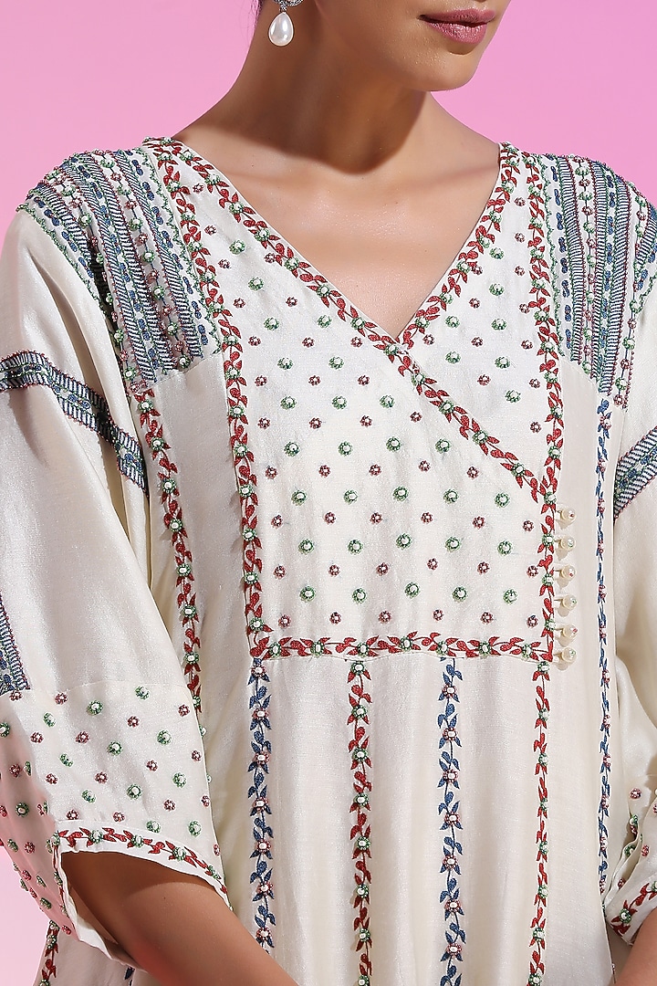 Ivory Handwoven Cotton Silk Embroidered Kurta Set by Kudi Pataka Designs  at Pernia's Pop Up Shop