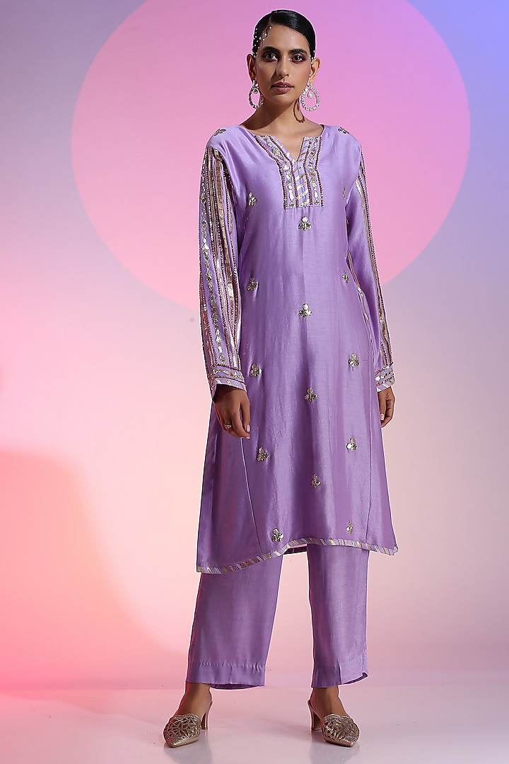 Purple Handwoven Cotton Silk Embroidered Kurta Set by Kudi Pataka Designs 