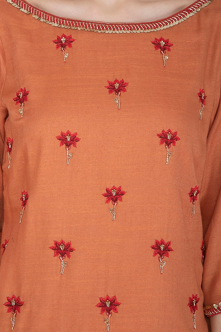 Rust Hand Embroidered Kurta Set by Kudi Pataka Designs at Pernia's