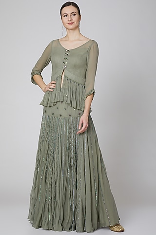 Grey Floral Embroidered Skirt Set by Kudi Pataka Designs