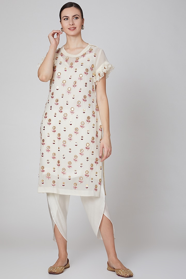 White Cupro Organza & Cupro Embroidered Kurta Set For Girls by Mini Pataka by Kudi Pataka Designs  at Pernia's Pop Up Shop