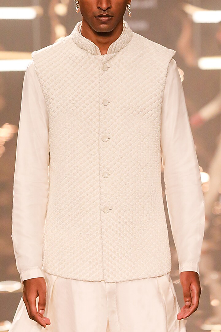 Vanilla Suiting Bundi Jacket by Kunal Rawal at Pernia's Pop Up Shop
