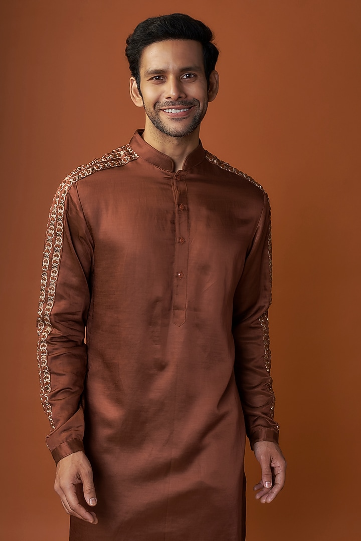 Rust Linen Satin Embroidered Kurta by Kunal Rawal at Pernia's Pop Up Shop