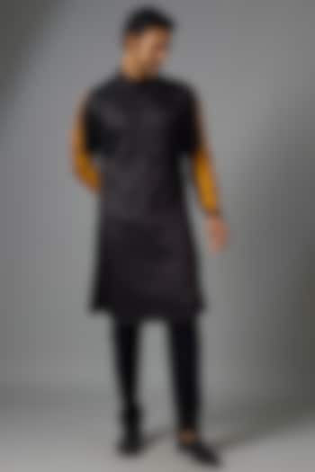 Black & Mustard Linen Satin Kurta by Kunal Rawal at Pernia's Pop Up Shop