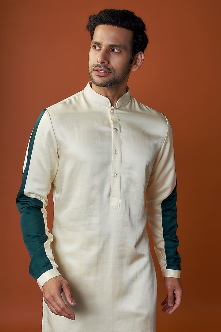 White & Forest Green Kurta by Kunal Rawal at Pernia's Pop Up Shop