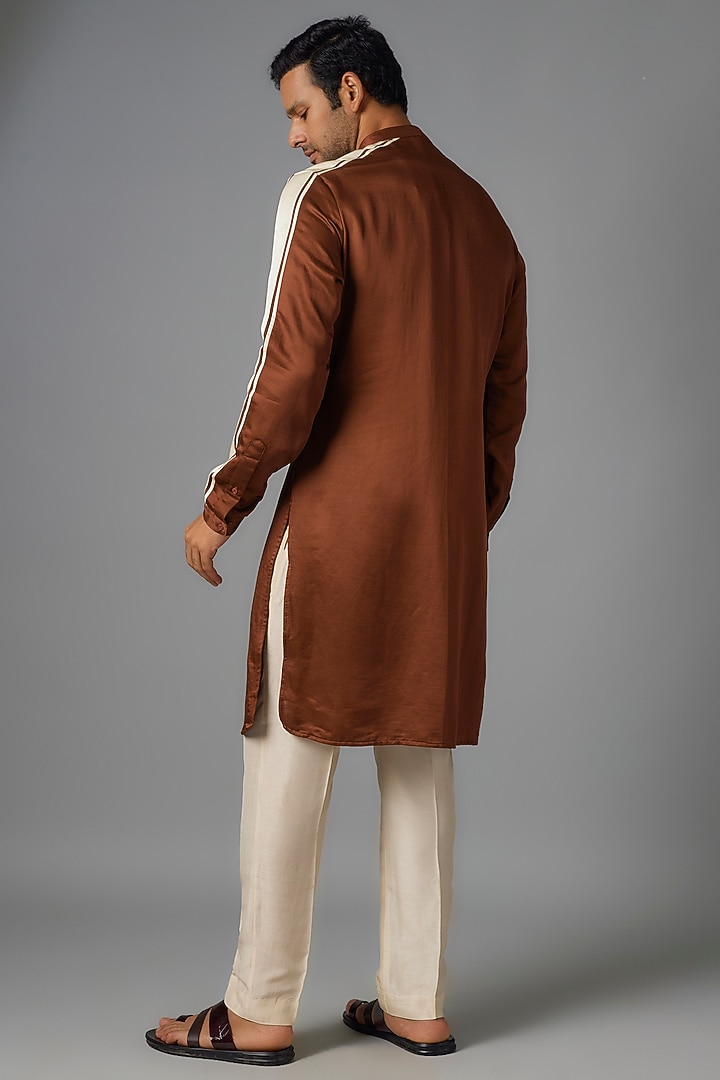 Rust & white Linen Satin Kurta by Kunal Rawal at Pernia's Pop Up Shop