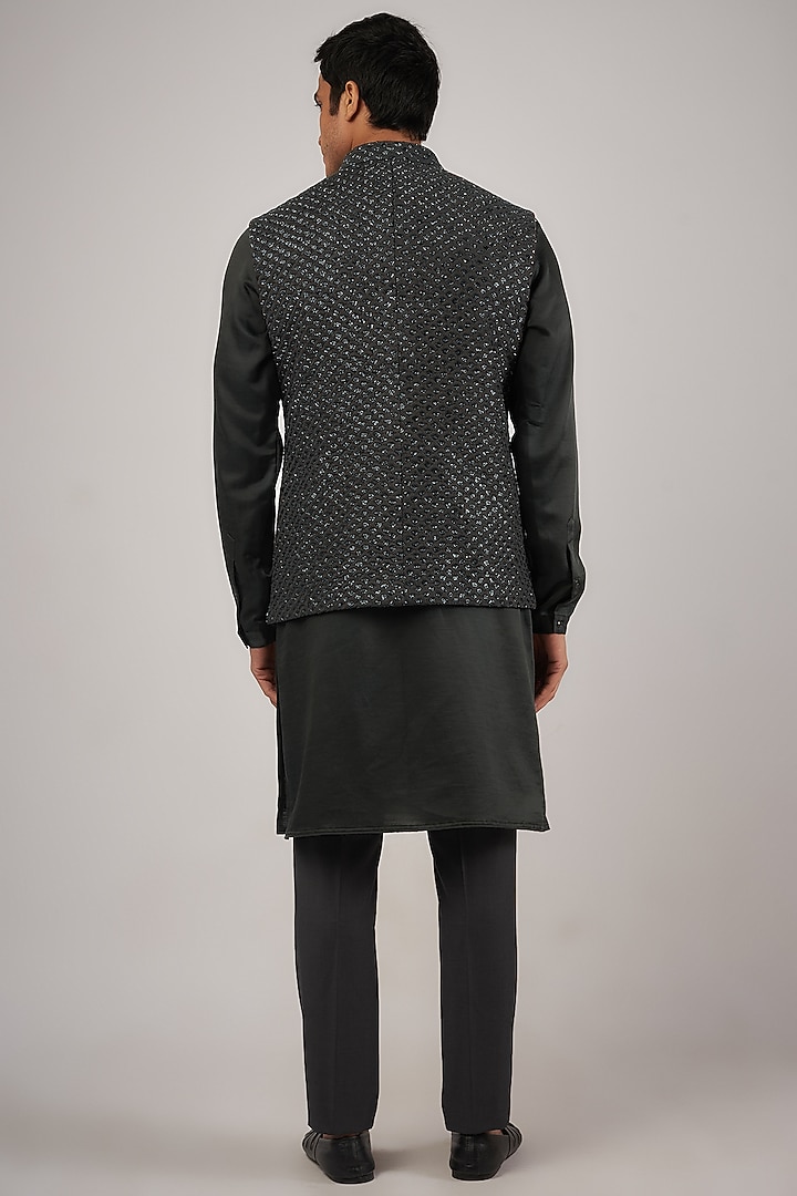 Charcoal Grey Suiting Thread Work Nehru Jacket Set by Kunal Rawal at Pernia's Pop Up Shop