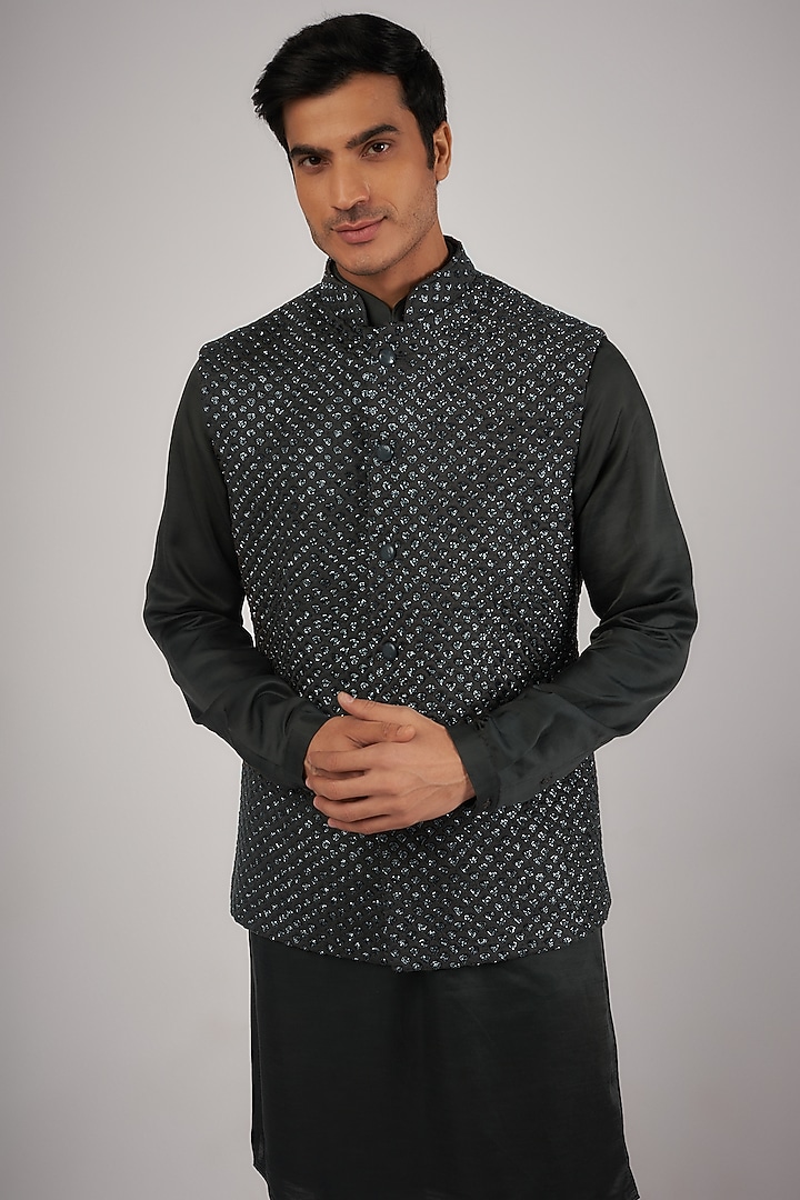 Charcoal Grey Suiting Thread Work Nehru Jacket Set by Kunal Rawal at Pernia's Pop Up Shop