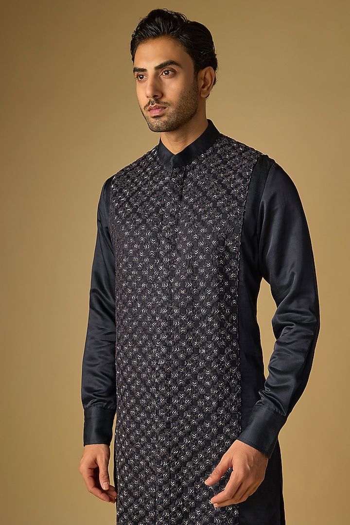 Charcoal Grey Blended Silk Kurta by Kunal Rawal at Pernia's Pop Up Shop