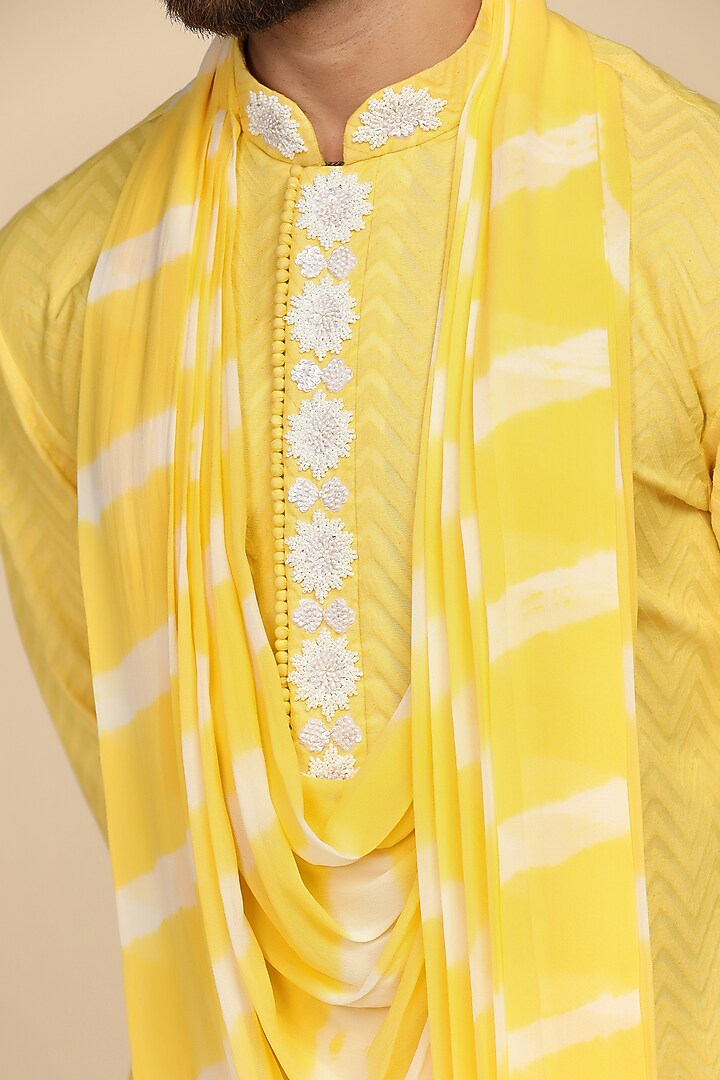Yellow Chanderi Tie-Dye Draped Kurta Set by Kushal's Men at Pernia's Pop Up Shop
