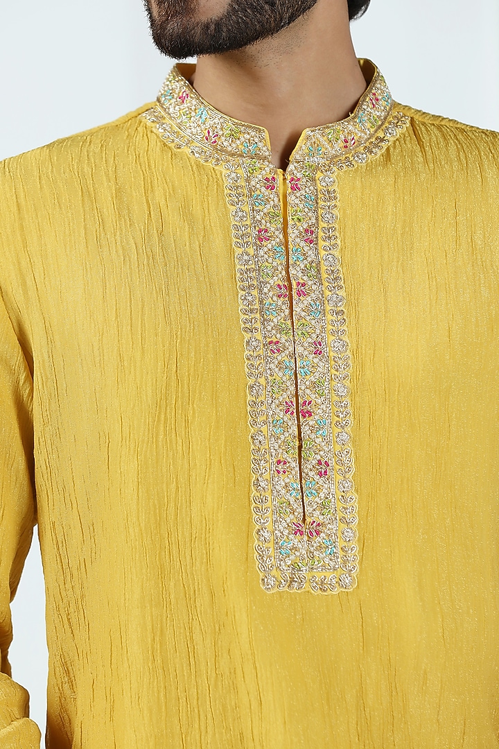 Yellow Crushed Tissue Hand Embroidered Kurta Set by Kushal's Men at Pernia's Pop Up Shop