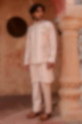 Tea Pink Viscose Silk Thread Embroidered Bundi Set by Kushal's Men at Pernia's Pop Up Shop