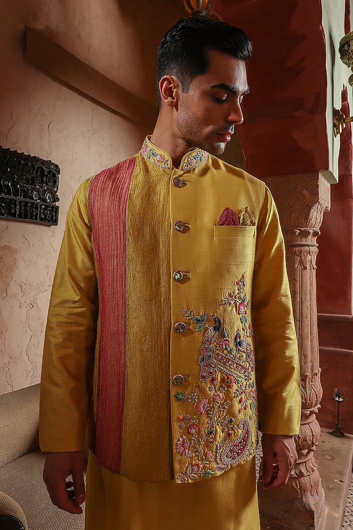 Tuscany Green Viscose Silk Thread Embroidered Bundi Set by Kushal's Men at Pernia's Pop Up Shop