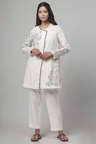 White Chanderi Embroidered Jacket Set by Kushani