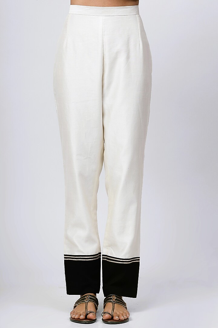 Porcelain White Chanderi Silk Applique Embroidered Asymmetric Kurta Set by Kushani at Pernia's Pop Up Shop